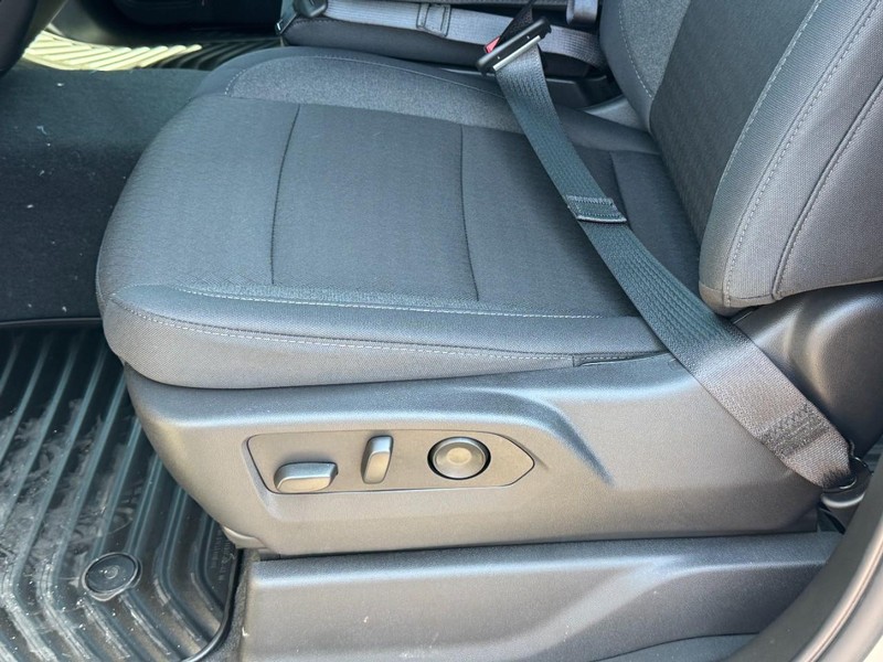 Chevrolet Silverado 1500 Vehicle Image 13