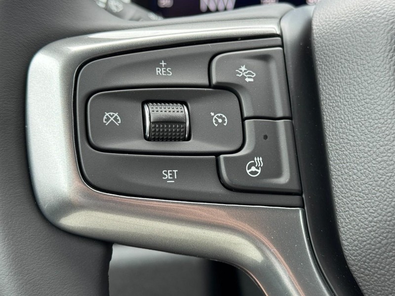 Chevrolet Silverado 1500 Vehicle Image 10