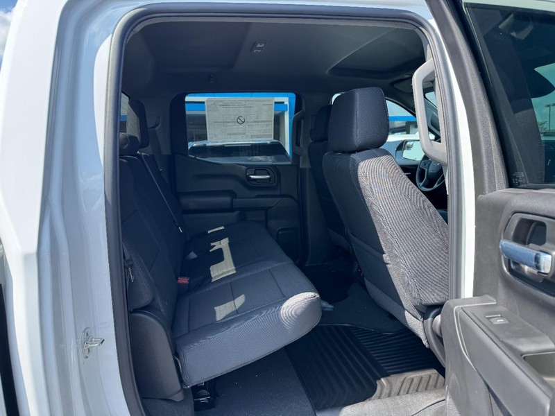 Chevrolet Silverado 1500 Vehicle Image 05