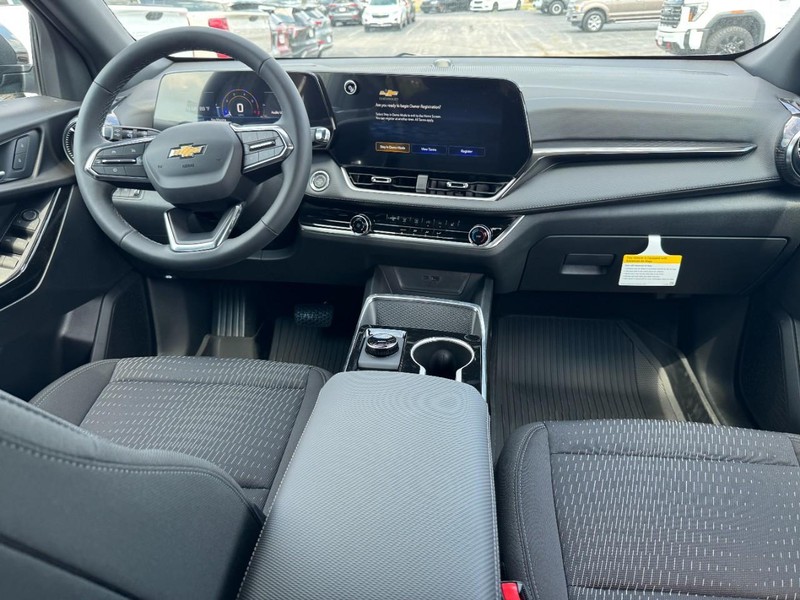 Chevrolet Equinox Vehicle Image 06