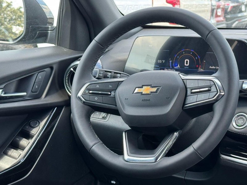 Chevrolet Equinox Vehicle Image 07