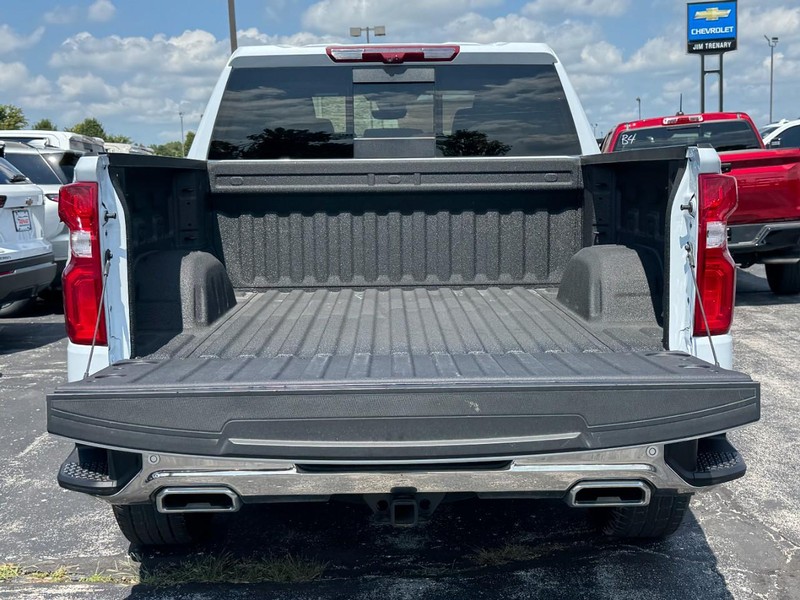 Chevrolet Silverado 1500 Vehicle Image 05