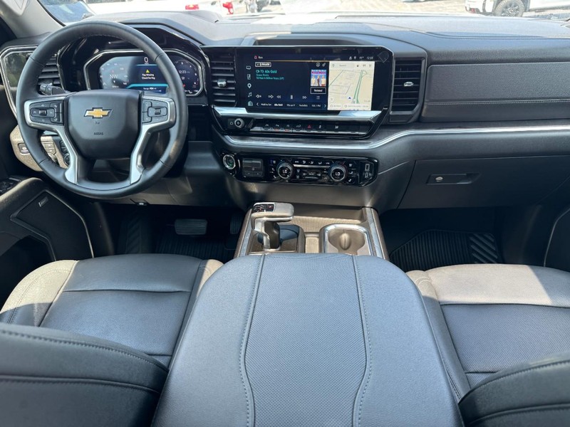 Chevrolet Silverado 1500 Vehicle Image 11
