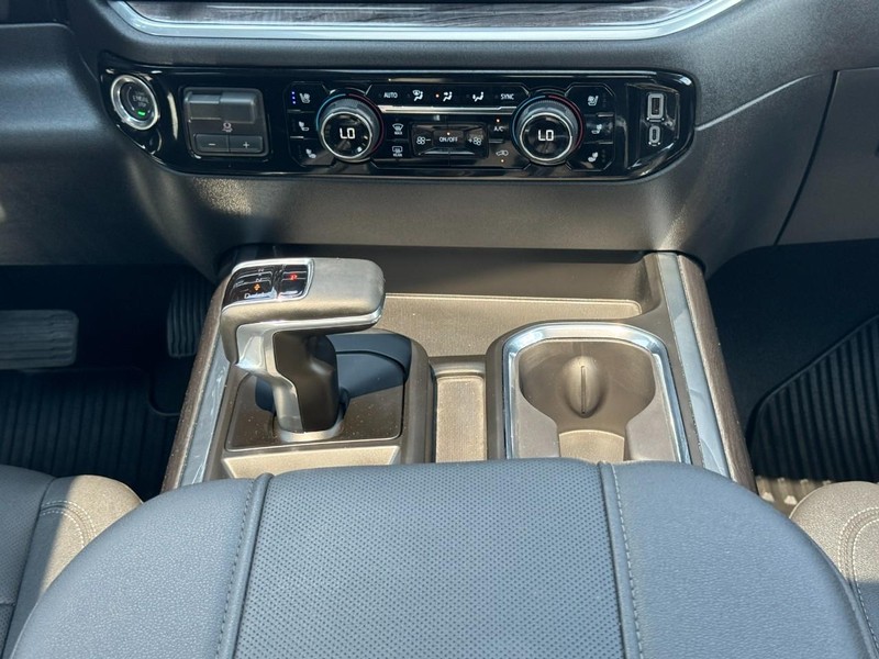 Chevrolet Silverado 1500 Vehicle Image 14