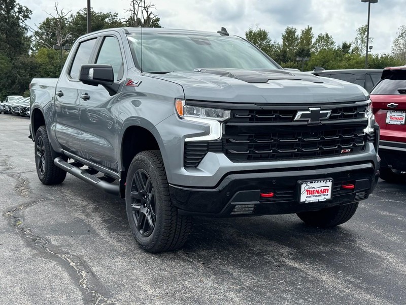 Chevrolet Silverado 1500 Vehicle Image 02