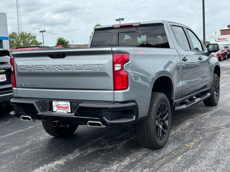 Chevrolet Silverado 1500 Vehicle Image 03