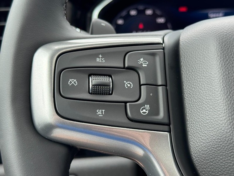 Chevrolet Silverado 1500 Vehicle Image 10