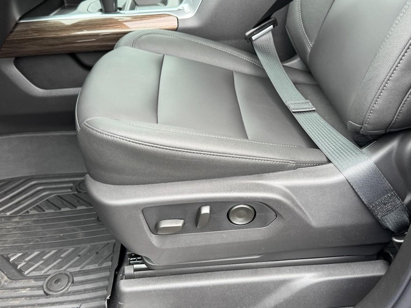 Chevrolet Silverado 1500 Vehicle Image 14