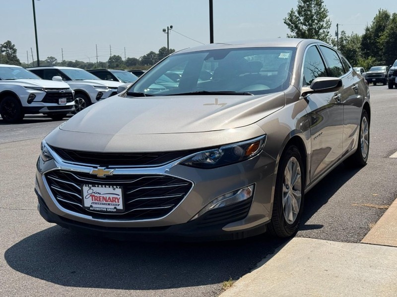 Chevrolet Malibu Vehicle Full-screen Gallery Image 08
