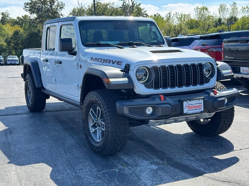 Jeep Gladiator Vehicle Image 02