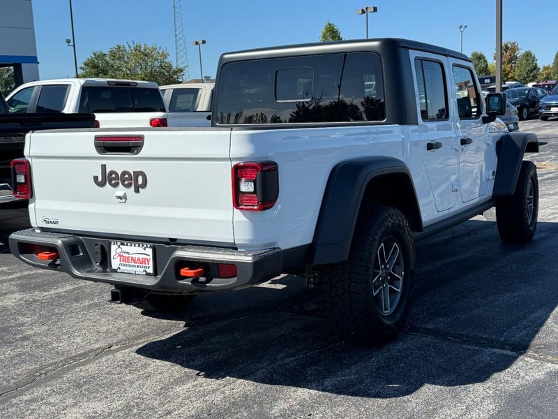 Jeep Gladiator Vehicle Image 03