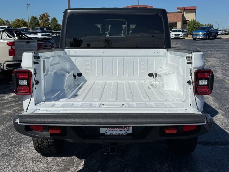 Jeep Gladiator Vehicle Image 05