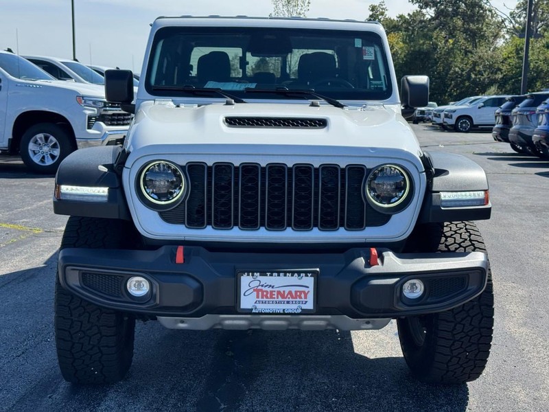 Jeep Gladiator Vehicle Image 09
