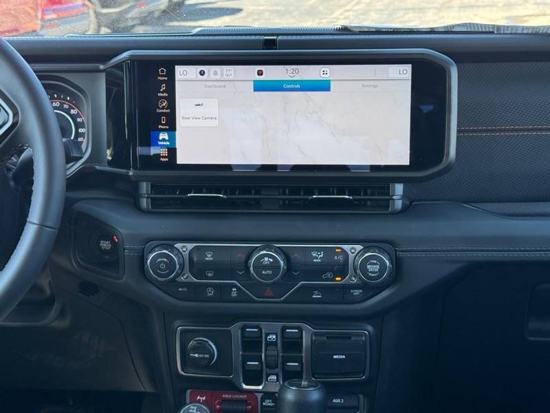 Jeep Gladiator Vehicle Image 13