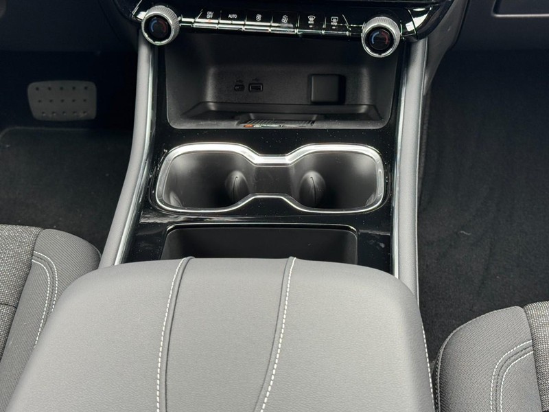 Chevrolet Traverse Vehicle Image 10