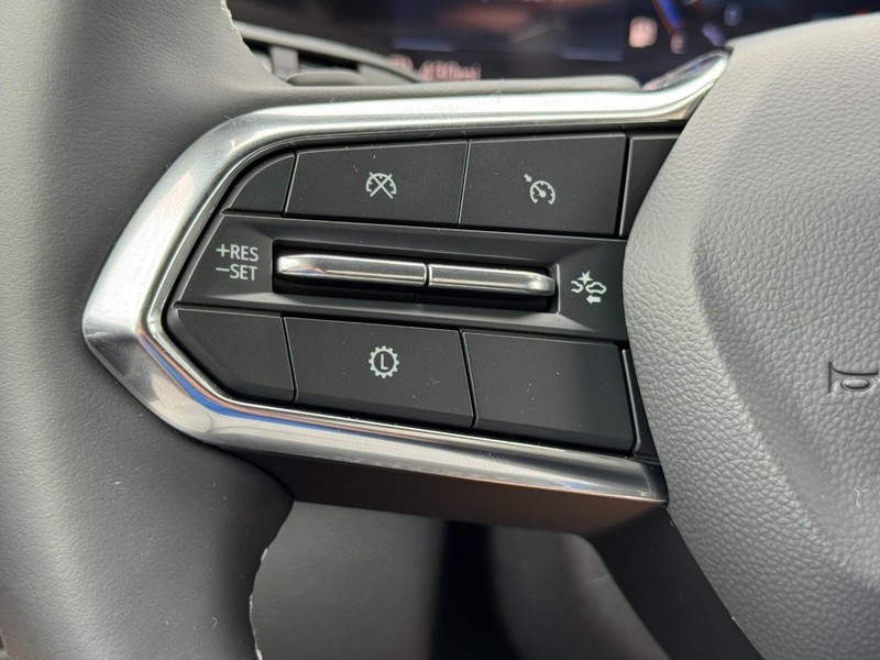 Chevrolet Traverse Vehicle Image 11