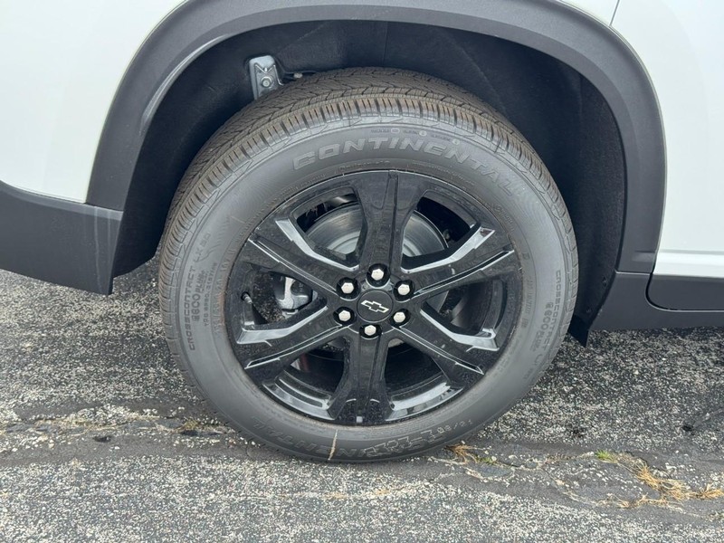 Chevrolet Traverse Vehicle Image 04