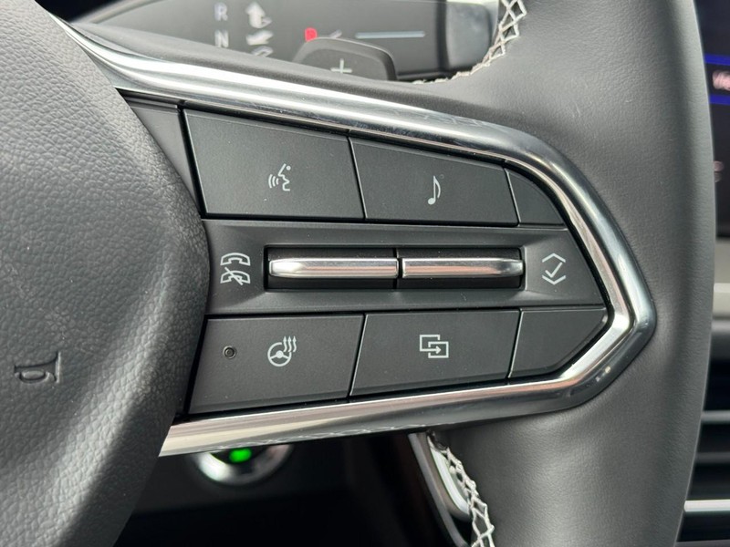 Chevrolet Traverse Vehicle Image 12