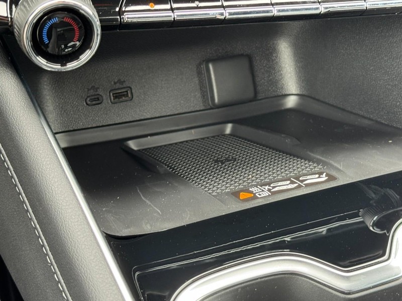 Chevrolet Traverse Vehicle Image 13