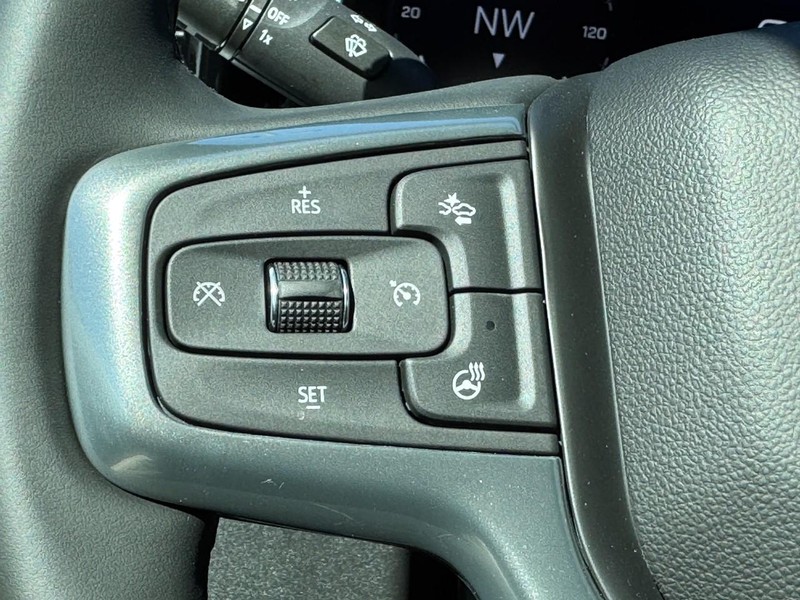 Chevrolet Silverado 1500 Vehicle Image 10
