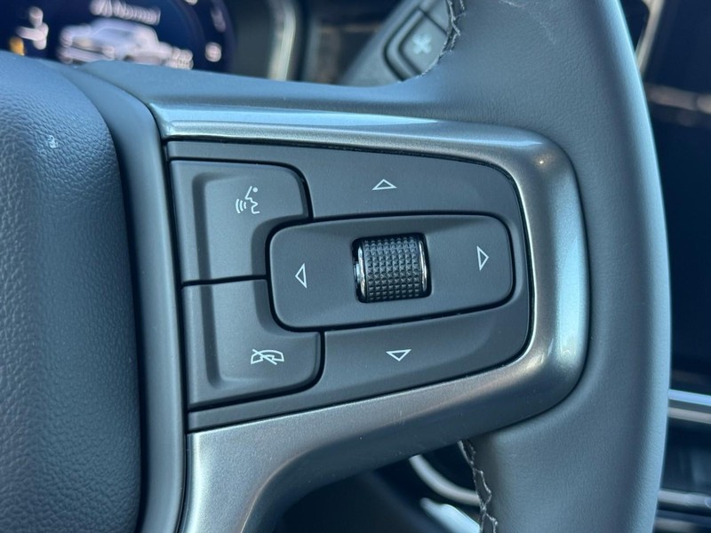 Chevrolet Silverado 1500 Vehicle Image 11