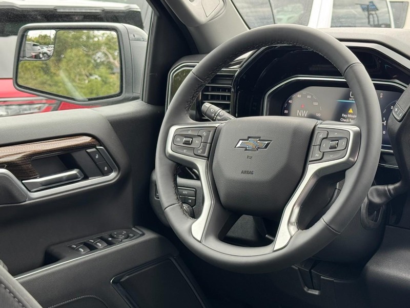 Chevrolet Silverado 1500 Vehicle Image 07