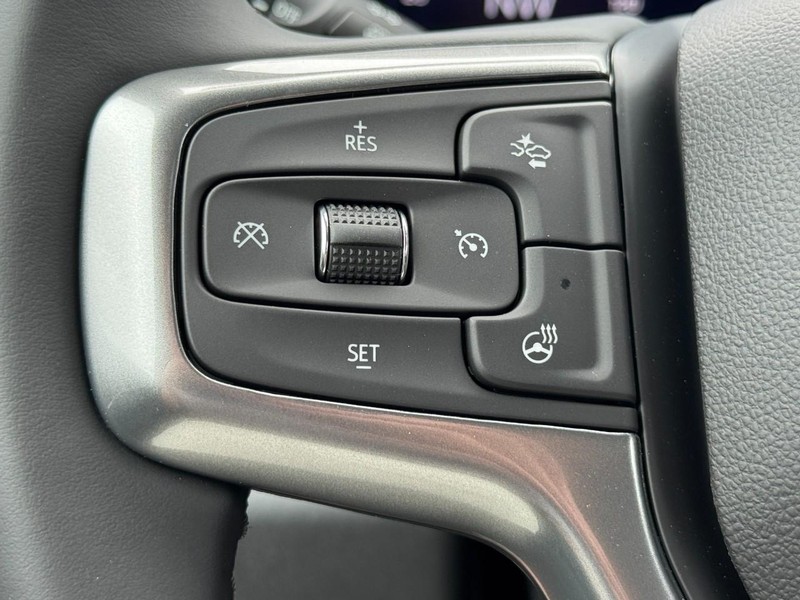 Chevrolet Silverado 1500 Vehicle Image 10