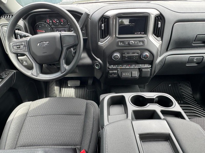 Chevrolet Silverado 2500HD Vehicle Image 07