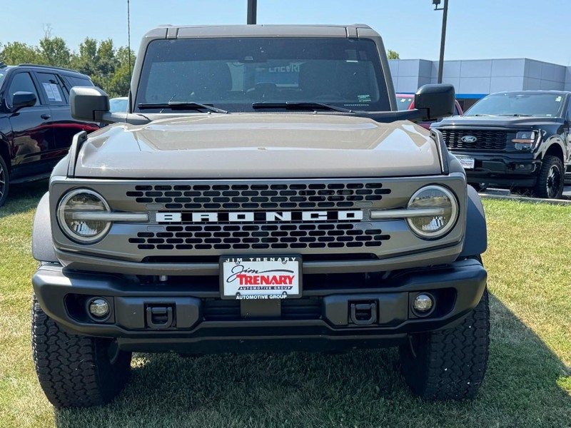 Ford Bronco Vehicle Image 09