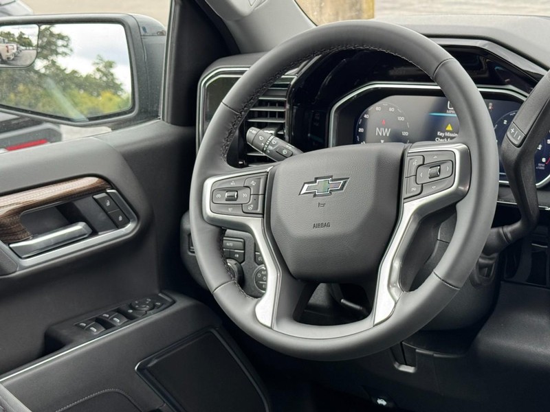 Chevrolet Silverado 1500 Vehicle Image 07