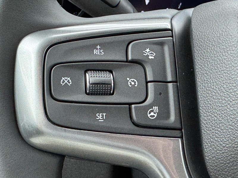 Chevrolet Silverado 1500 Vehicle Image 10