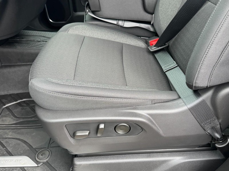 Chevrolet Silverado 1500 Vehicle Image 14