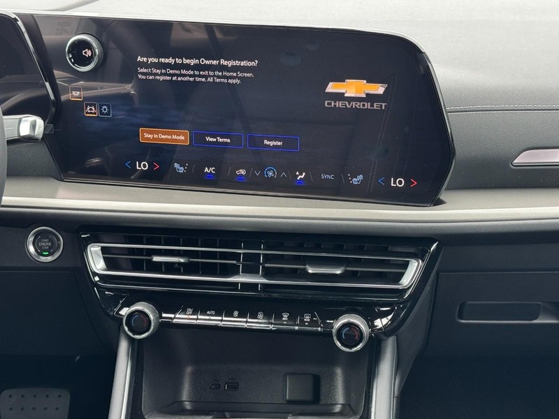 Chevrolet Traverse Vehicle Image 09