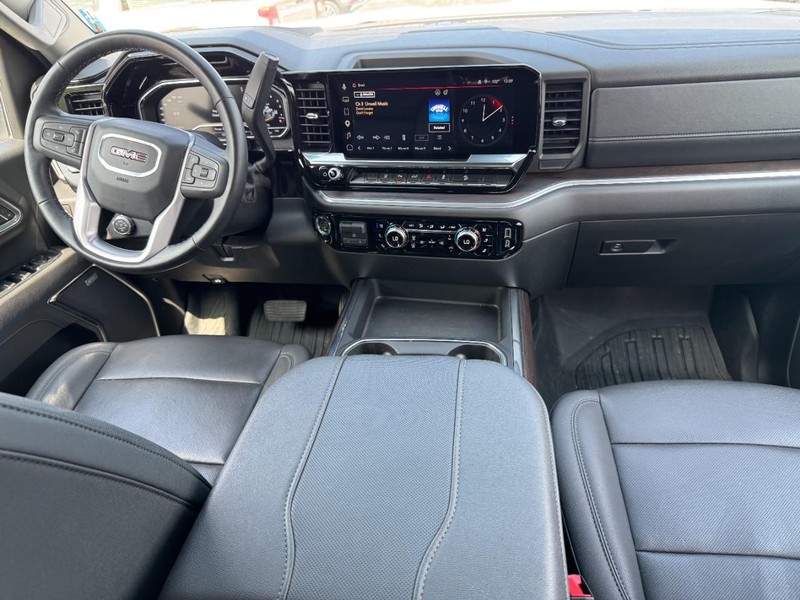 GMC Sierra 2500HD Vehicle Image 11