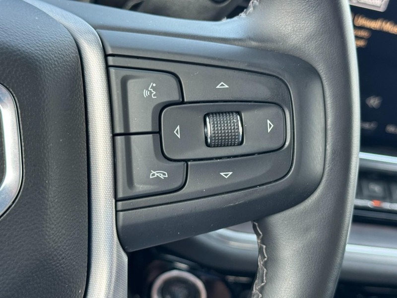 GMC Sierra 2500HD Vehicle Image 18
