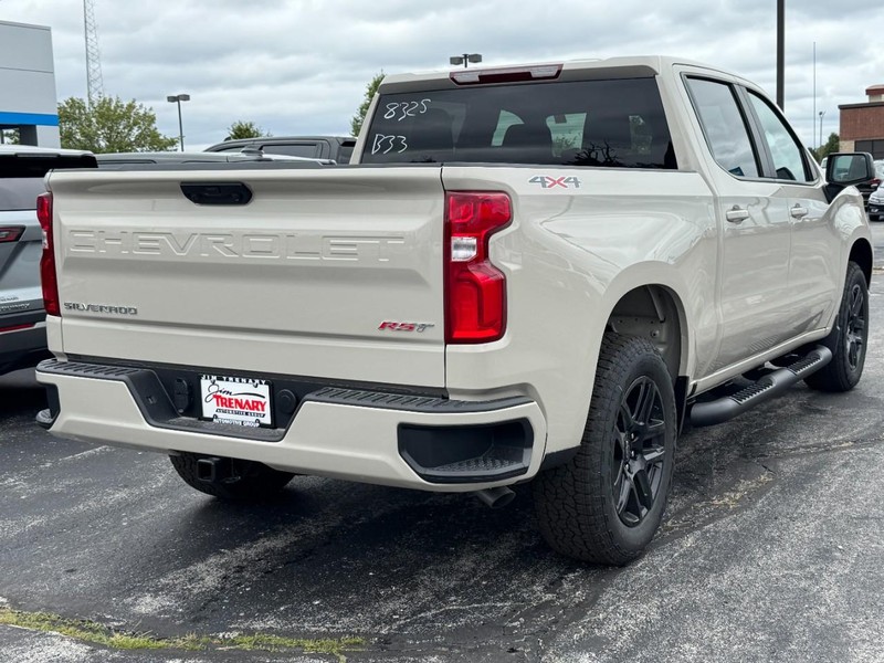 Chevrolet Silverado 1500 Vehicle Image 03