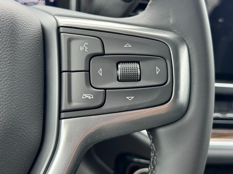Chevrolet Silverado 1500 Vehicle Image 11