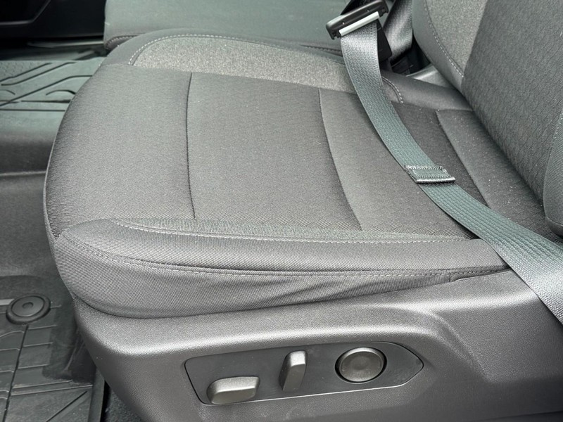 Chevrolet Silverado 1500 Vehicle Image 14