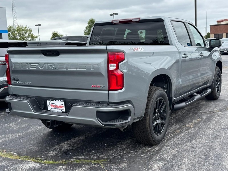 Chevrolet Silverado 1500 Vehicle Image 03