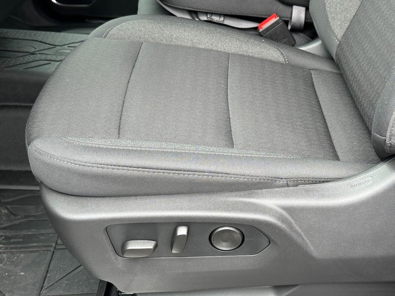 Chevrolet Silverado 1500 Vehicle Image 14