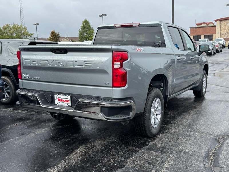 Chevrolet Silverado 1500 Vehicle Image 03