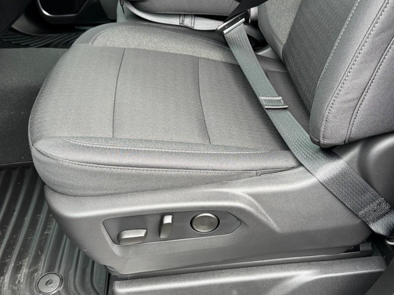 Chevrolet Silverado 1500 Vehicle Image 14