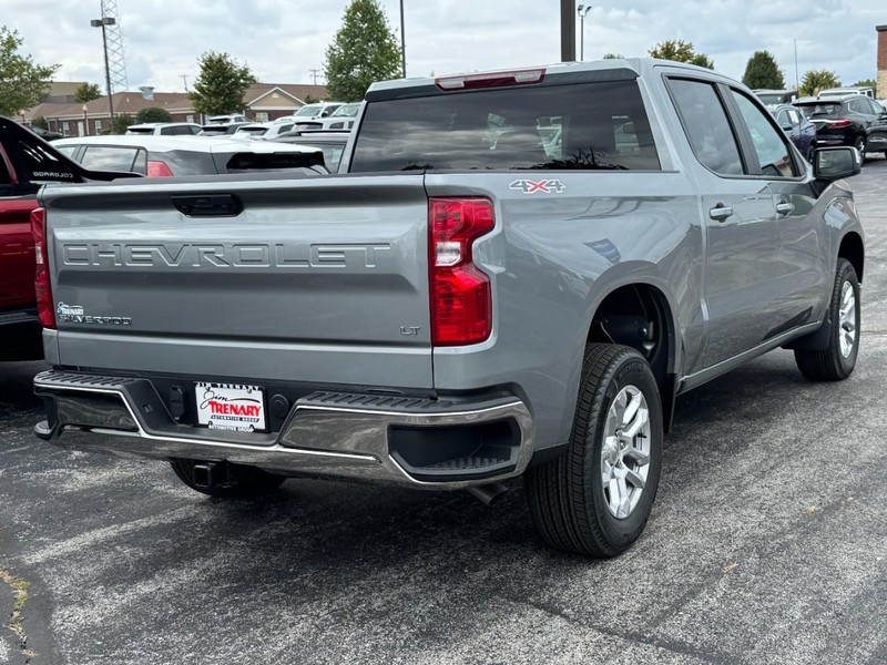 Chevrolet Silverado 1500 Vehicle Image 03