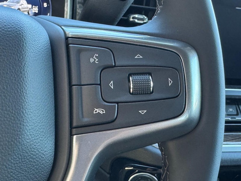 Chevrolet Silverado 1500 Vehicle Image 11
