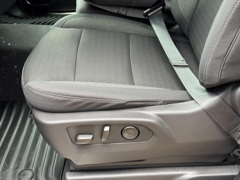 Chevrolet Silverado 1500 Vehicle Image 14