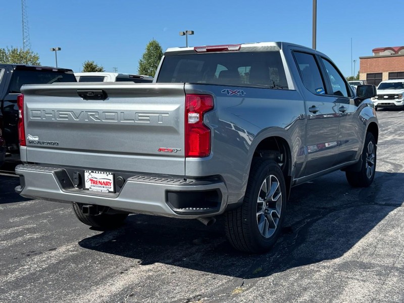 Chevrolet Silverado 1500 Vehicle Image 03