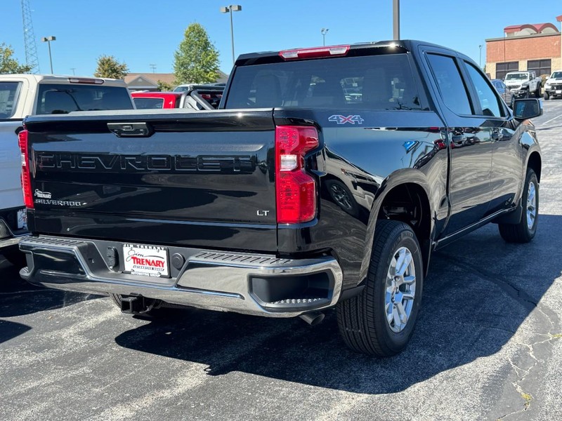 Chevrolet Silverado 1500 Vehicle Image 03