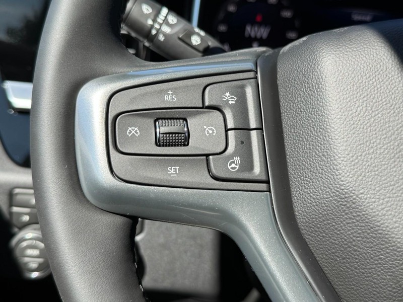 Chevrolet Silverado 1500 Vehicle Image 10