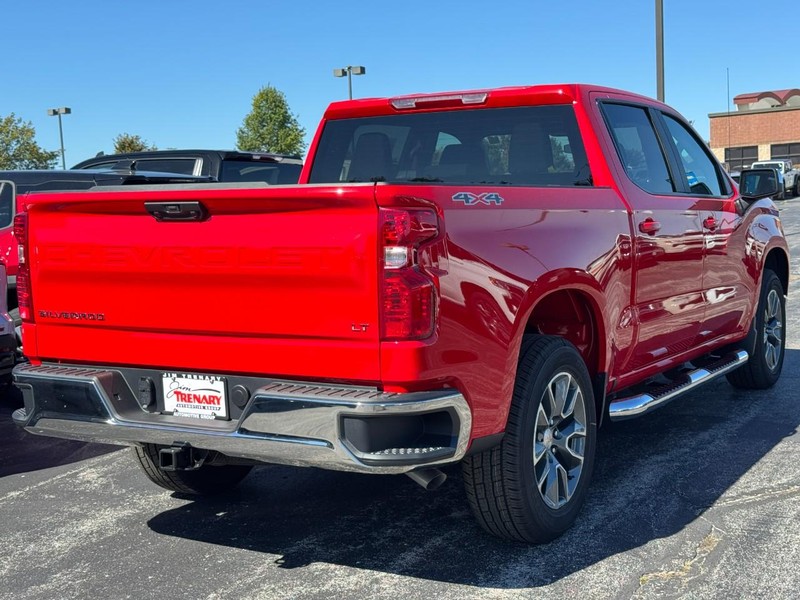 Chevrolet Silverado 1500 Vehicle Image 03