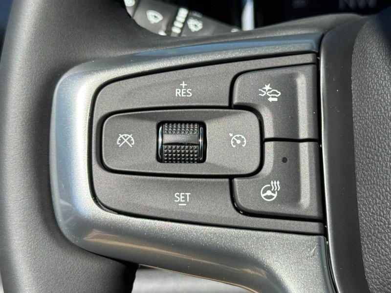 Chevrolet Silverado 1500 Vehicle Image 10